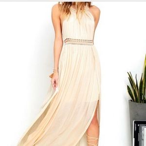 EUC Lulus cream venetians dress